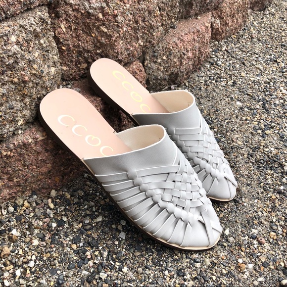 New! “Faye” Huarache Sandal Flats in Light Grey - Picture 3 of 12